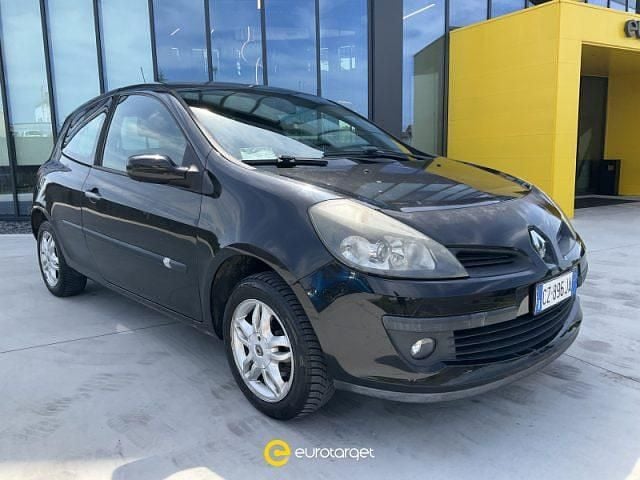 Nero Usata 2006 Renault Clio II Due volumi | 1650 € (Super prezzo) - Immagine 1/4