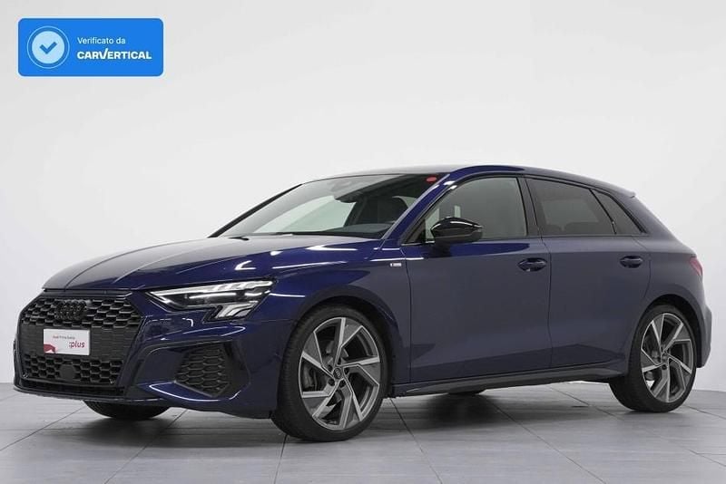 Usata Audi A3 Sportback S-Line 150 CV (110 kW) 2023 Blu Utilitaria