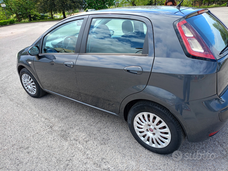 Usato 2010 Fiat Punto 1.4 LPG_Hybrid 77 CV (4.950 €)