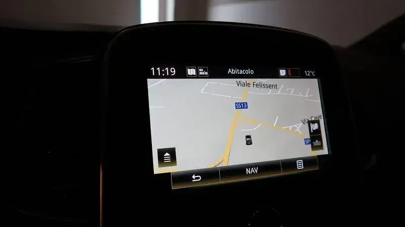 Usata Renault Scénic 120 CV (88 kW) 2019 Grigio Monovolume