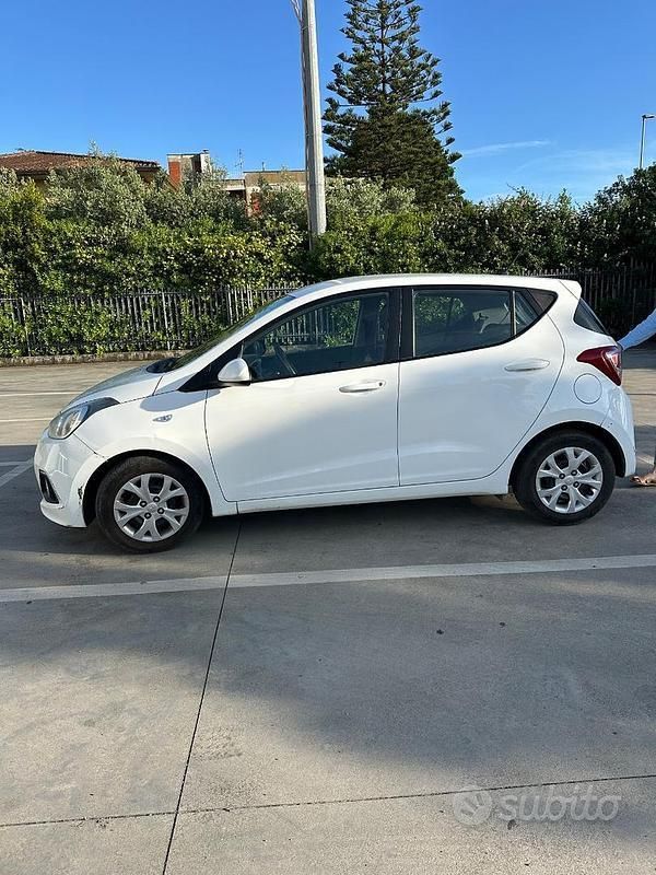 Begagnad Hyundai i10 69 HK (50 kW) 2014 Halvkombi