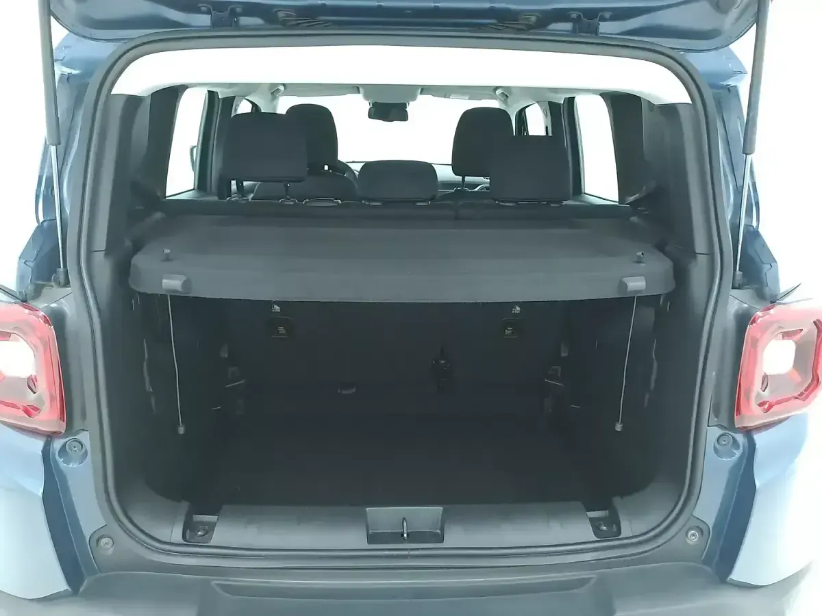 Usata Jeep Renegade Altitude 131 CV (96 kW) 2024 Grigiogrigio SUV