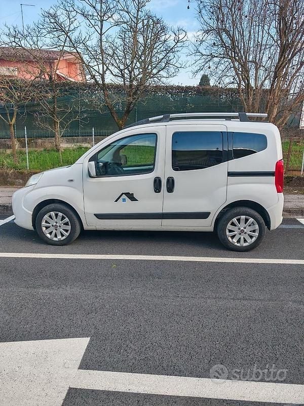 Usata Fiat Qubo Trekking 95 CV (69 kW) 2011 Bianco Monovolume