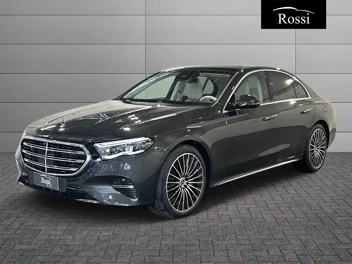 Usata Mercedes E400 252 CV (185 kW) 2025 Berlina
