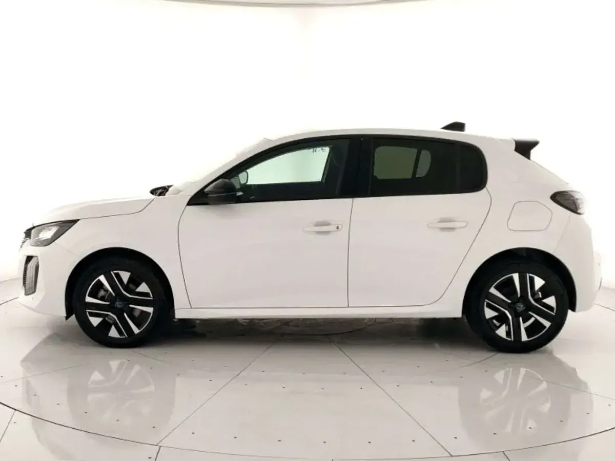 Nuova Peugeot 208 Allure 136 CV (100 kW) 2025 Bianco banchisa Utilitaria