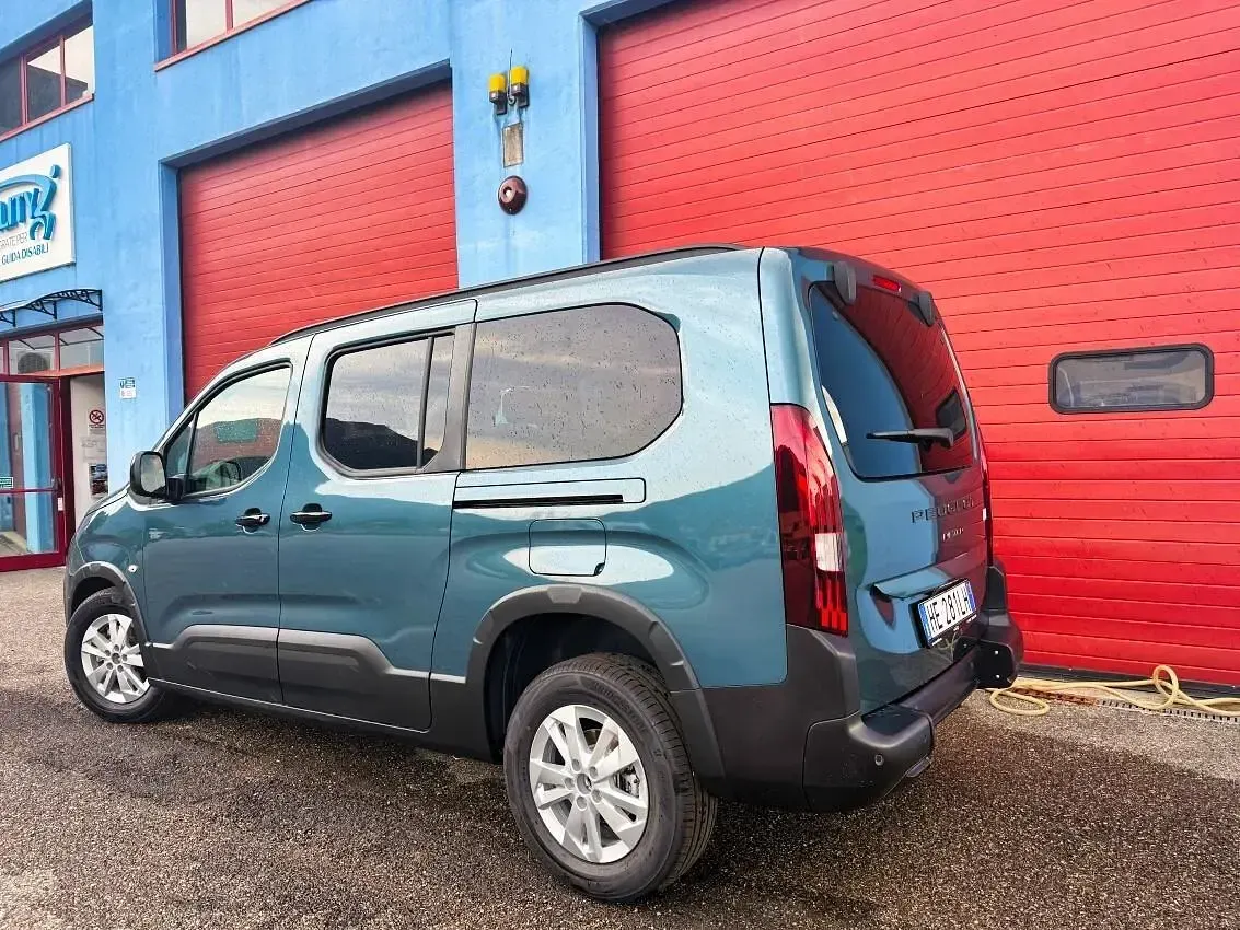 Nuova Peugeot Rifter 130 CV (95 kW) 2026 Blu Monovolume
