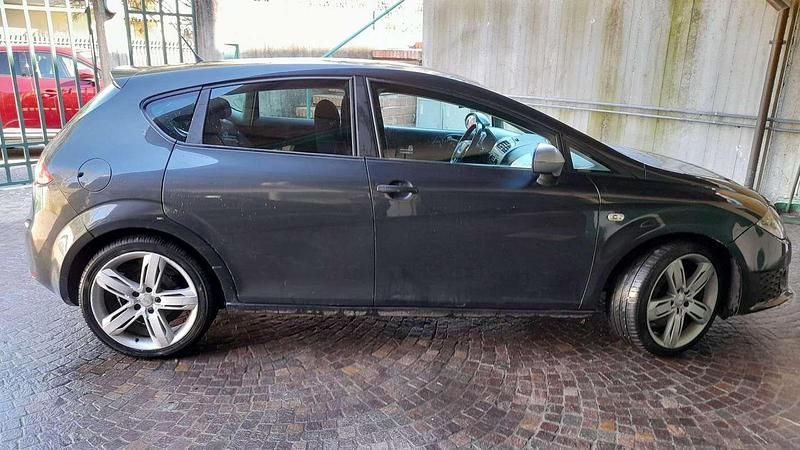 Usata Seat Leon FR 170 CV (125 kW) 2010 Utilitaria