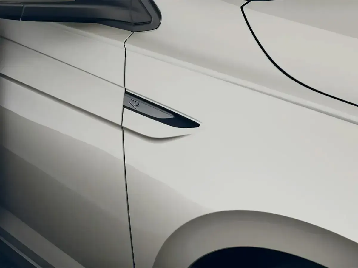 Nuova VW Polo R-line Plus 95 CV (69 kW) 2026 Grigio Utilitaria