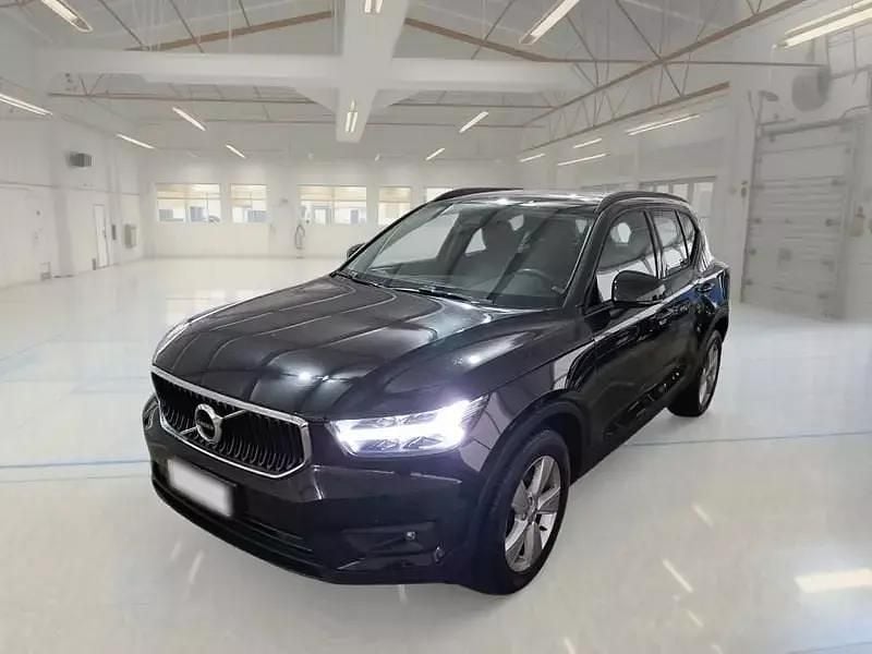 Usata 2020 Volvo XC40 Business Edition SUV | 19.450 € (Ottimo prezzo) - Immagine 1/4