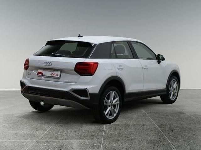 Usata Audi Q2 Advanced Plus 116 CV (85 kW) 2021 Bianco ghiaccio metallizzato SUV