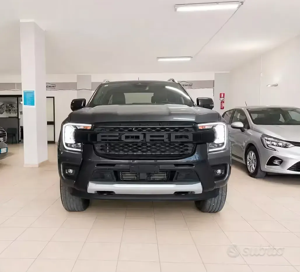 Usata Ford Ranger Wildtrack 205 CV (150 kW) 2024 Grigio Pick-up