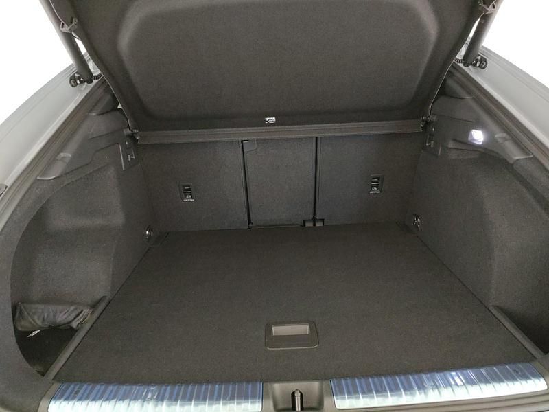 Nuova Audi Q3 Sportback S-Line 150 CV (110 kW) 2026 Verde SUV