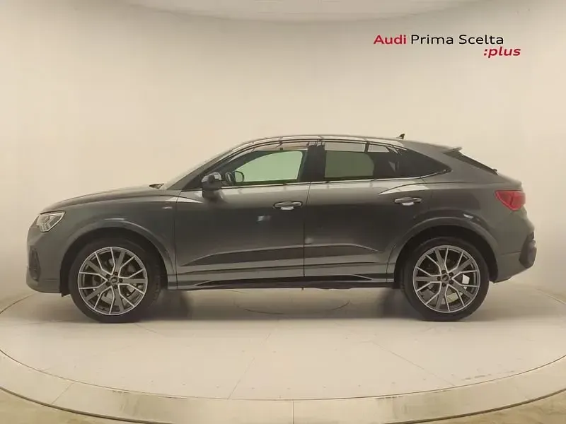 Usata Audi Q3 Sportback 245 CV (180 kW) 2022 Grigio daytona SUV