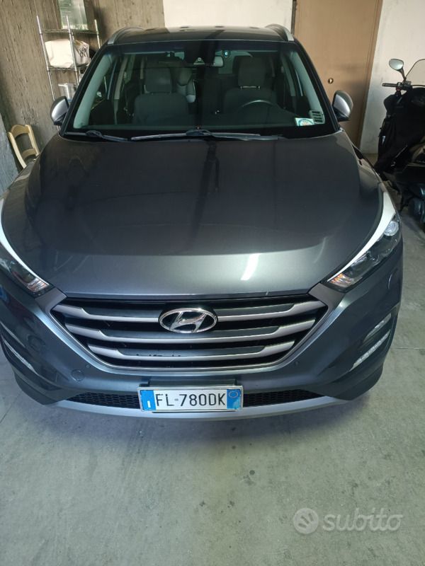 Usata Hyundai Tucson Edition 141 CV (103 kW) 2017 Grigio SUV