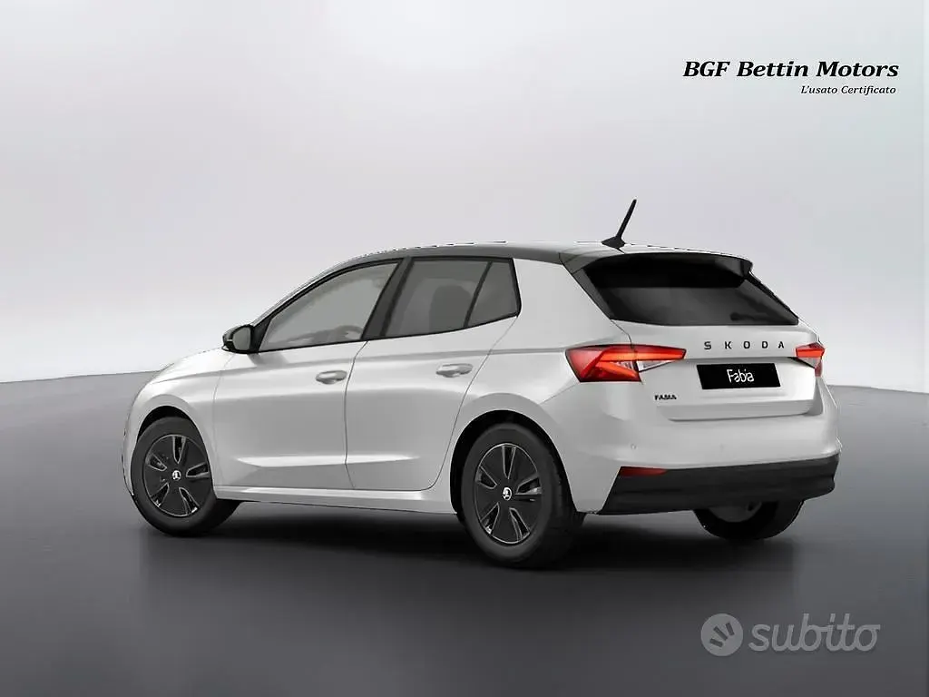 Nuova Skoda Fabia 116 CV (85 kW) 2026 Bianco luna metallizzato nero Utilitaria