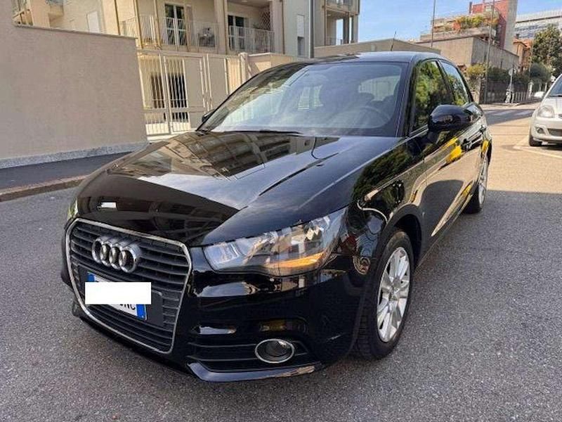 Nero Usata 2013 Audi A1 Due volumi | 8900 € (Ottimo prezzo) - Immagine 1/4