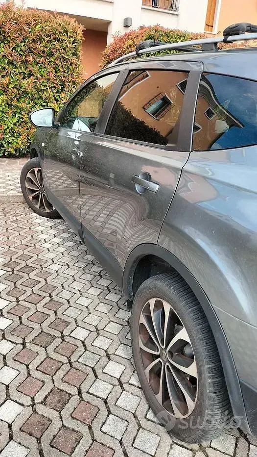 Usata Nissan Qashqai +2 140 CV (102 kW) 2011 Grigio SUV