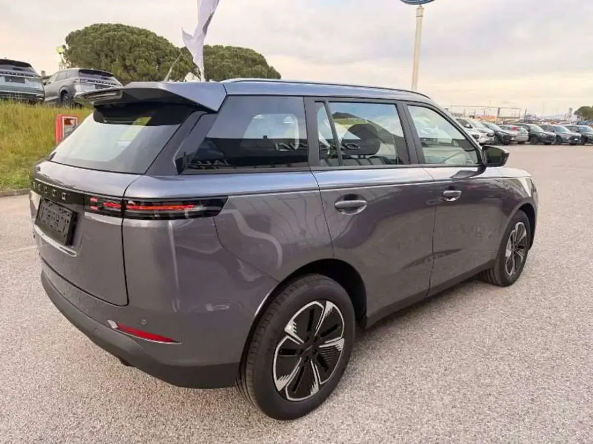 Nuova Jaecoo 5 147 CV (108 kW) 2026 Phantom gray SUV