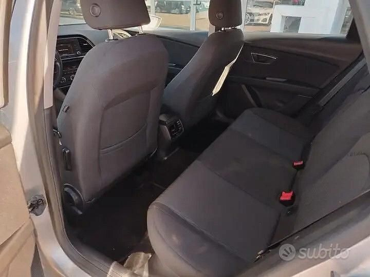 Usata Seat Leon ST Style 105 CV (77 kW) 2014 Grigio Station wagon