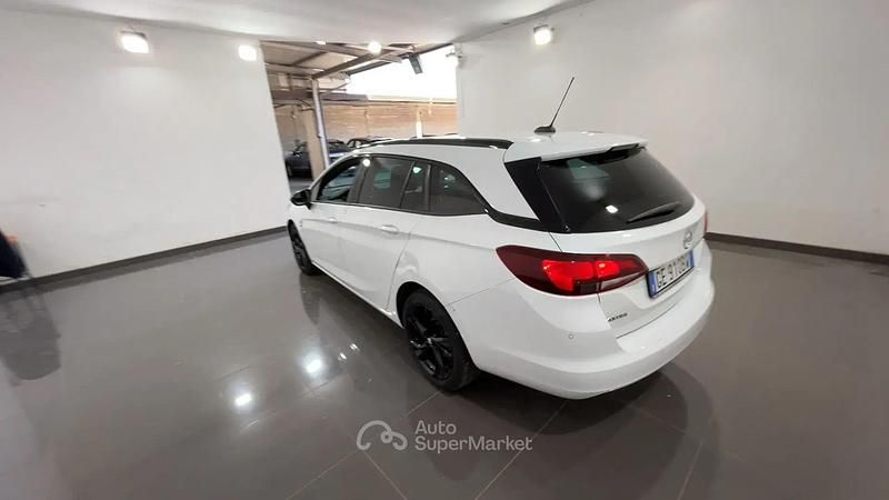 Begagnad Opel Astra GS Line 110 HK (80 kW) 2021 Vit Kombi
