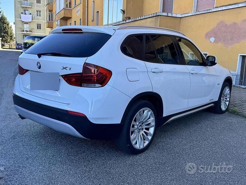Usata BMW X1 177 CV (130 kW) 2010 Bianco SUV