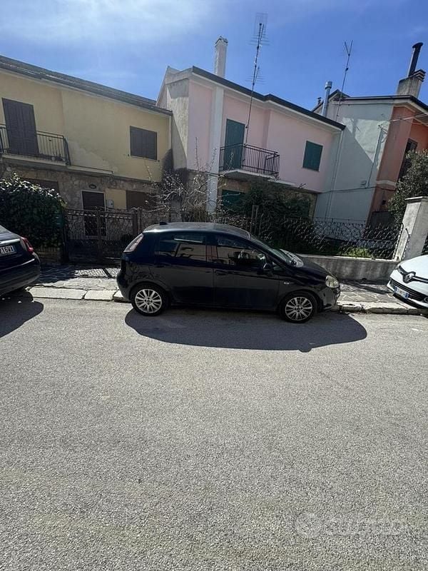 Usata Fiat Grande Punto 2011 Nero Utilitaria