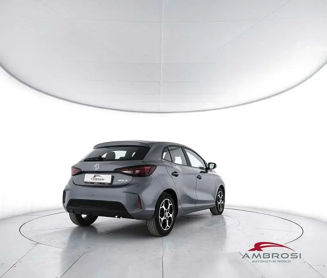 Usata MG MG3 Comfort 116 CV (85 kW) 2025 Grigio Utilitaria