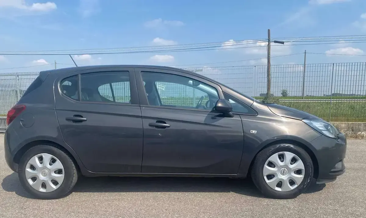 Usata Opel Corsa 69 CV (50 kW) 2016 Grigio Utilitaria