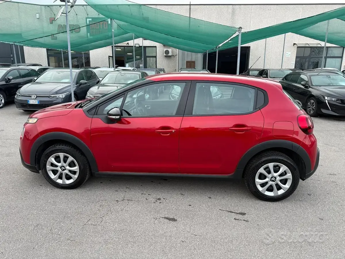 Usata Citroën C3 Feel 102 CV (75 kW) 2023 Rosso Utilitaria