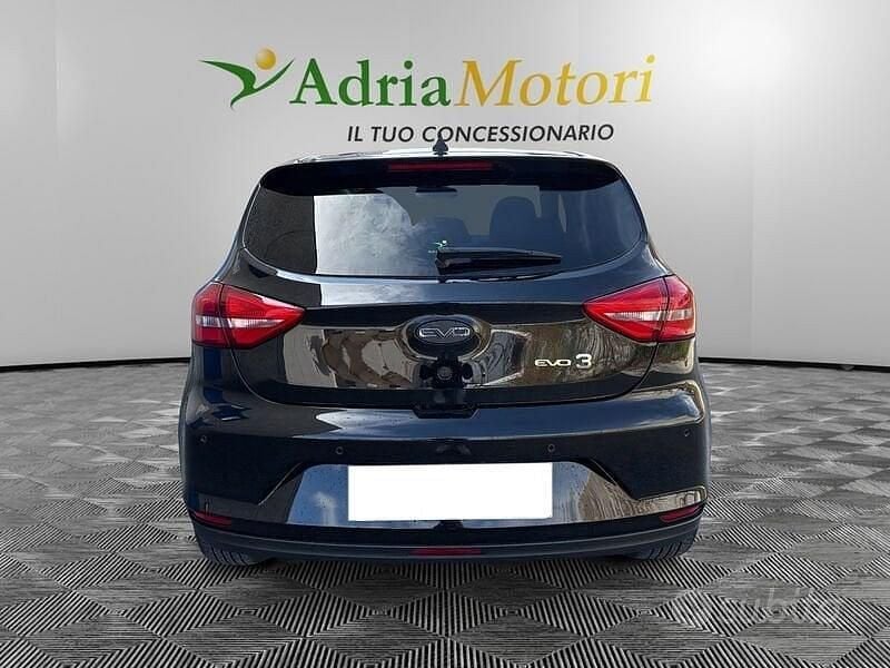 Usata EVO Evo 3 113 CV (83 kW) 2023 Nero SUV