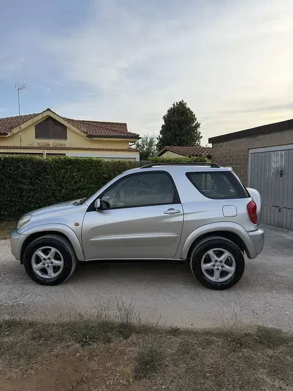 Usata Toyota RAV4 150 CV (110 kW) 2001 SUV