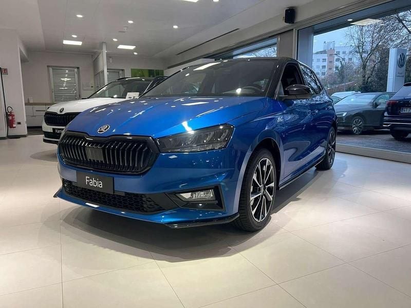 Blu race metallizzato nero tulipano perl Nuova 2025 Skoda Fabia Monte Carlo Tre volumi | 20.900 € (Buon prezzo) - Immagine 1/4