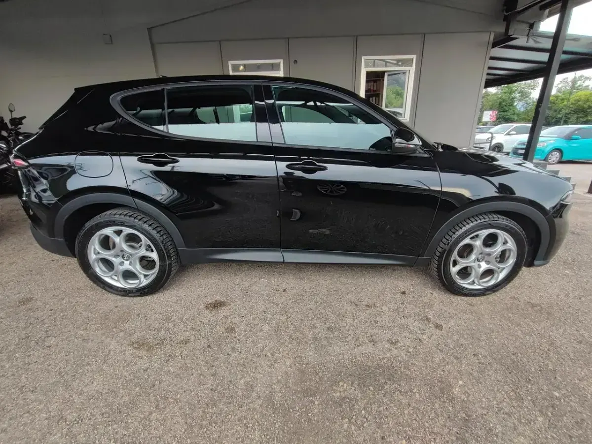 Usata Alfa Romeo Tonale Super 130 CV (95 kW) 2023 Nero SUV
