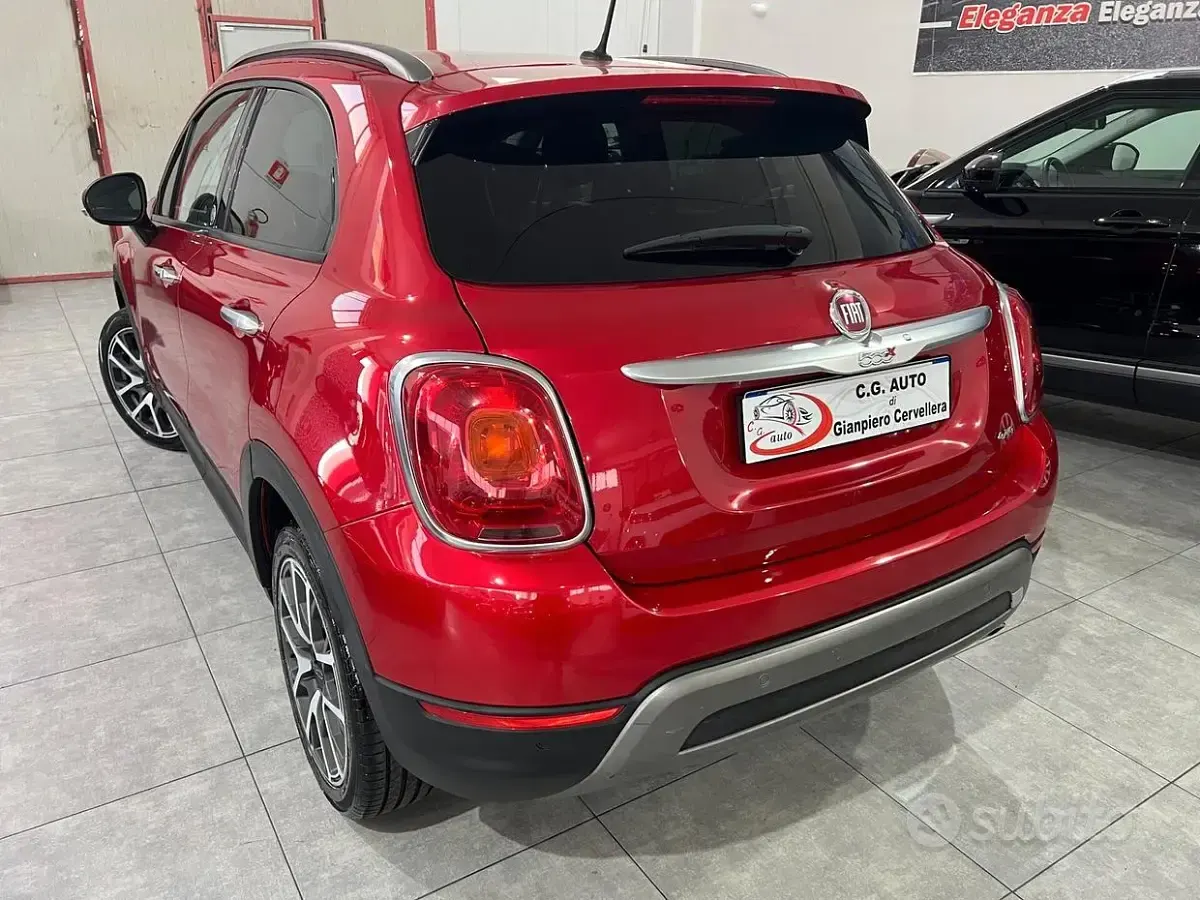 Usata Fiat 500X Cross 140 CV (102 kW) 2015 Rosso SUV