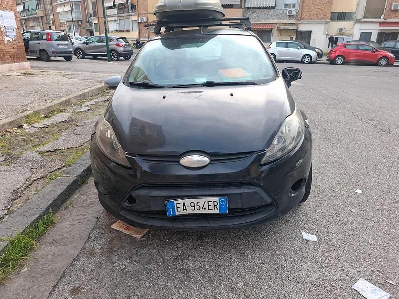 Usata Ford Fiesta 68 CV (50 kW) 2008 Nero Utilitaria
