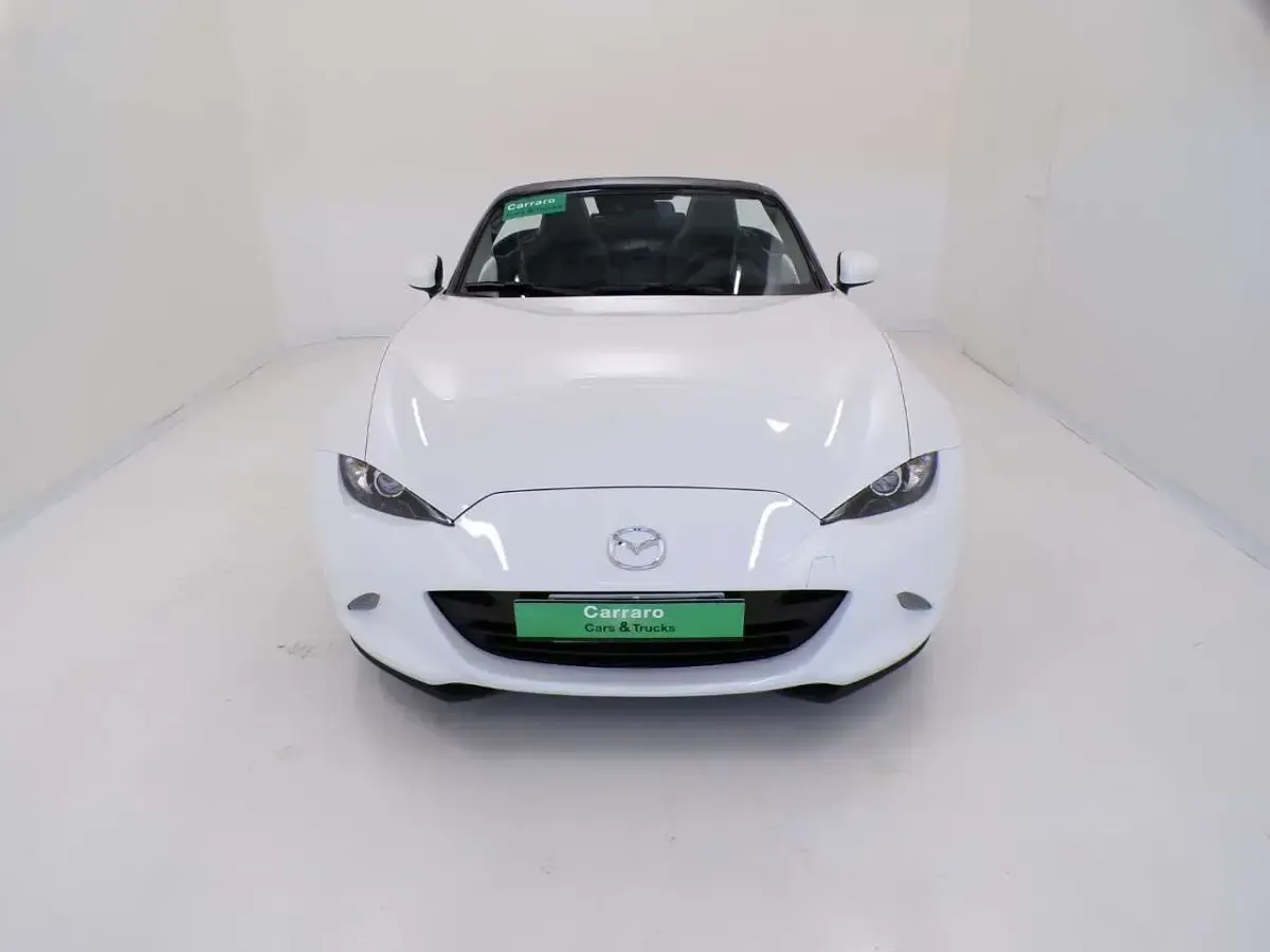 Usata Mazda MX5 Exclusive-Line 132 CV (97 kW) 2023 Bianco Cabrio