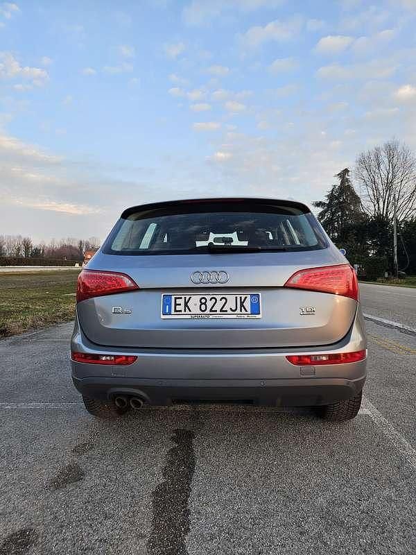 Usata Audi Q5 Advanced Plus 170 CV (125 kW) 2011 Grigio SUV