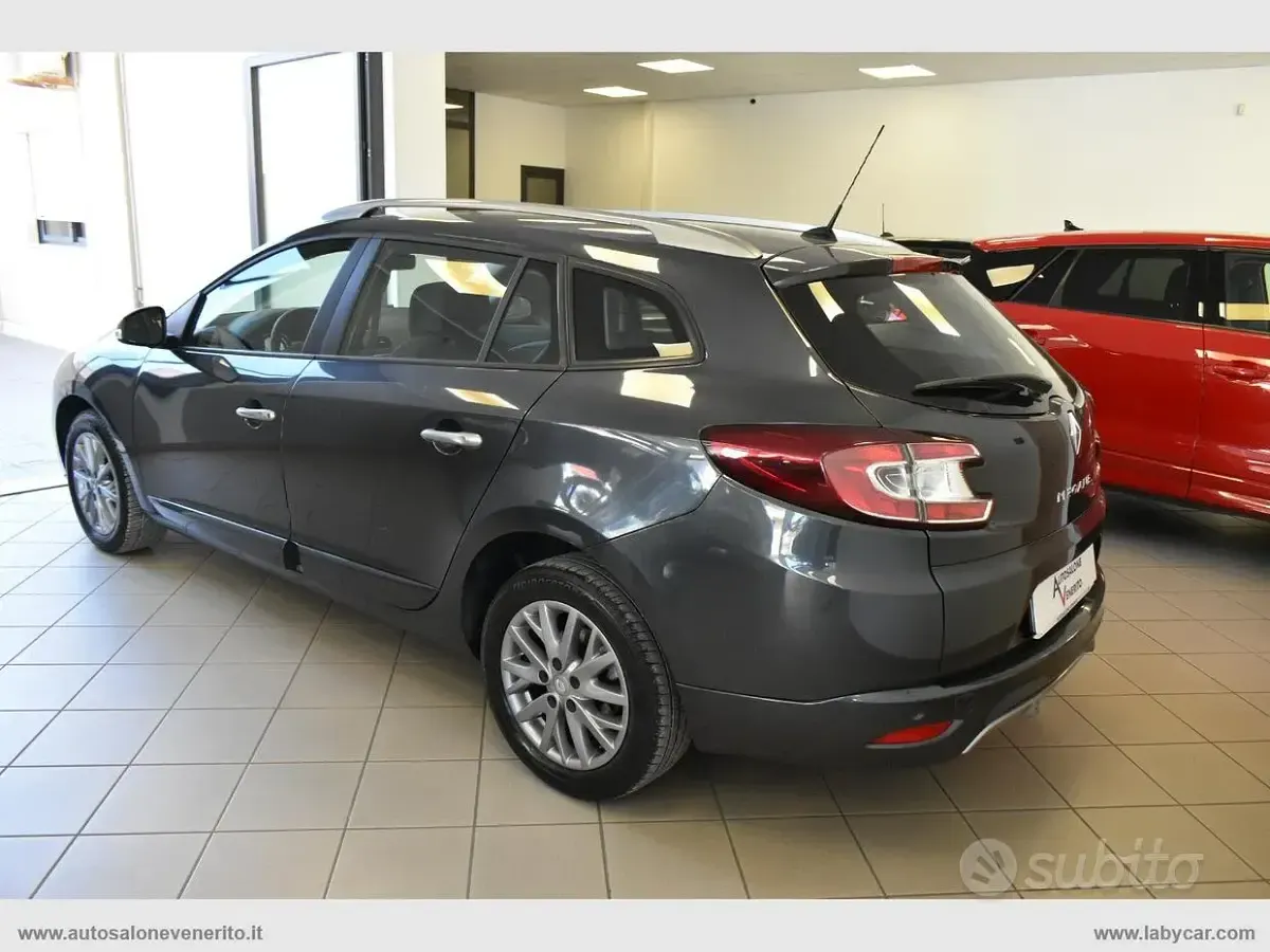 Usata Renault Mégane GrandTour 110 CV (80 kW) 2014 Grigio Station wagon