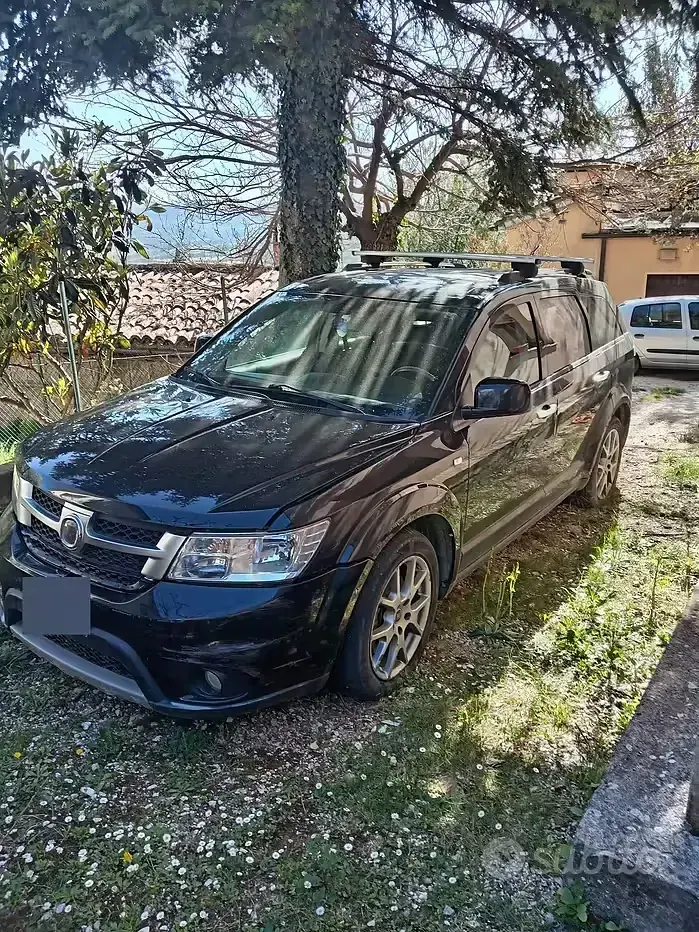 Usata Fiat Freemont 170 CV (125 kW) 2013 Nero SUV