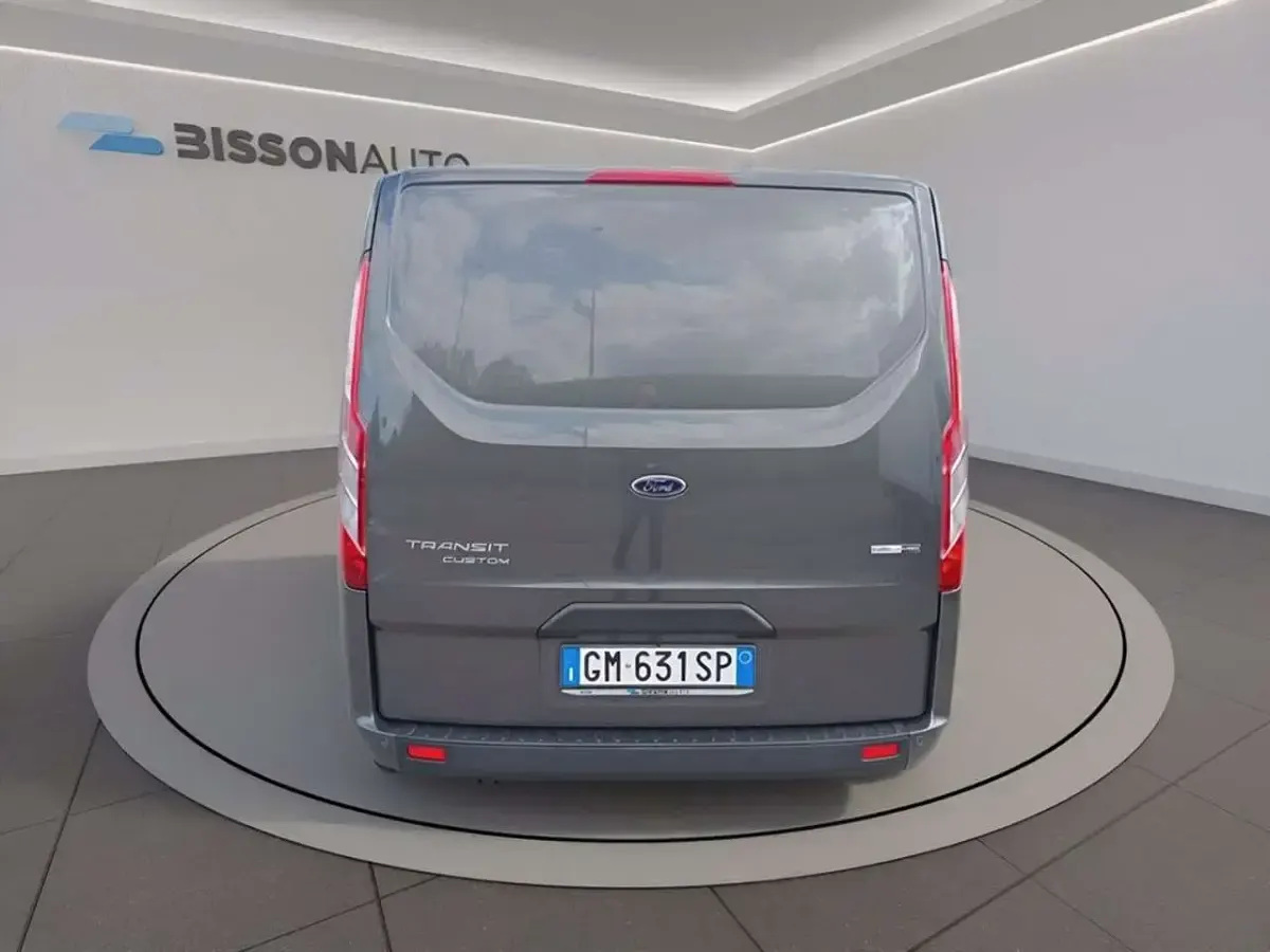Usata Ford Transit Custom Trend 131 CV (96 kW) 2023 Magnetic Furgone