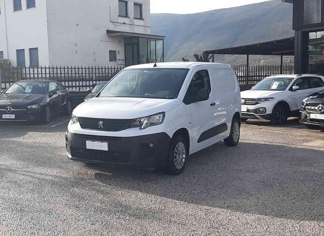 Usata Peugeot Partner Premium 2022 Bianco Monovolume
