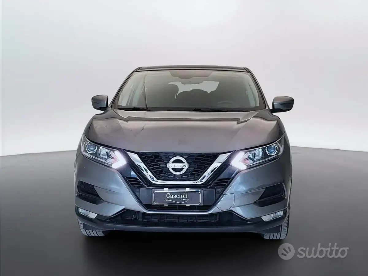 Usata Nissan Qashqai 116 CV (85 kW) 2020 Grigio SUV