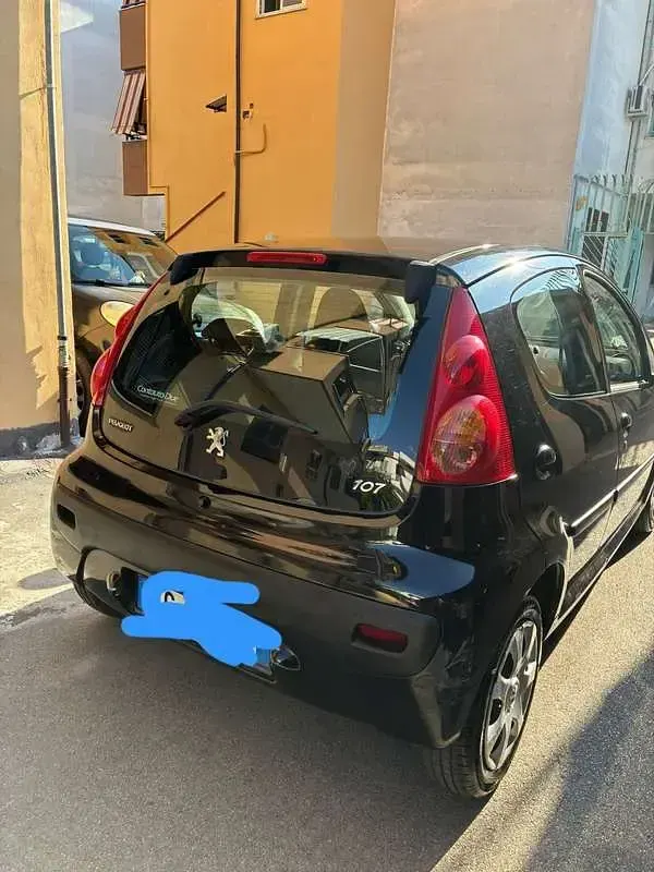 Usata Peugeot 107 68 CV (50 kW) 2009 Utilitaria