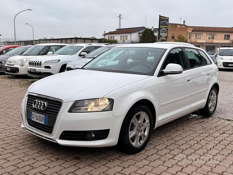 Usata Audi A3 Ambition 105 CV (77 kW) 2009 Bianco Utilitaria