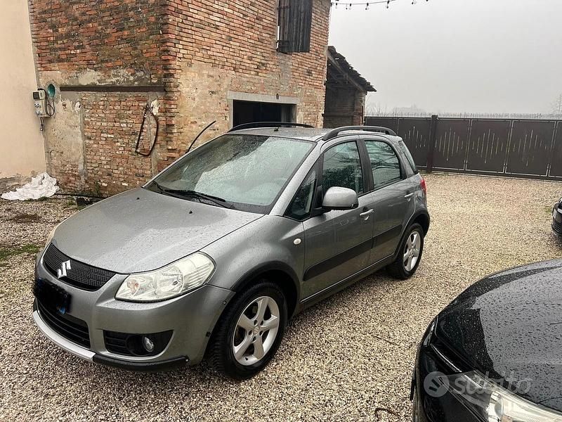 Usata Suzuki SX4 107 CV (78 kW) 2008 Grigio Station wagon