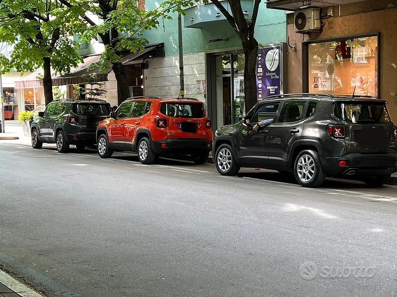 Usata Jeep Renegade Limited 140 CV (102 kW) 2015 SUV