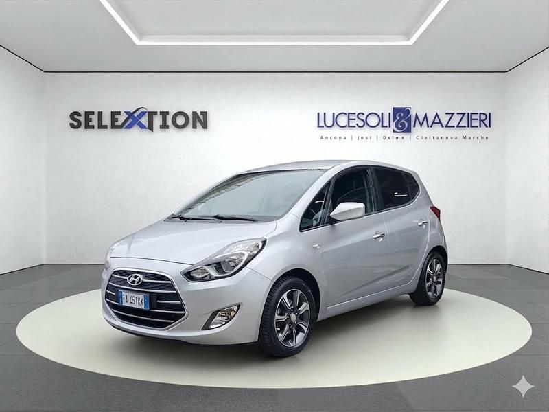 Usata Hyundai ix20 Classic 89 CV (65 kW) 2015 Grigio Utilitaria