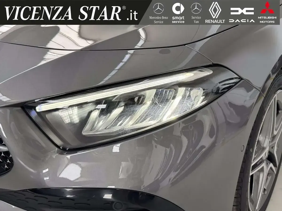 Usata Mercedes A200 Premium 150 CV (110 kW) 2024 Grigio Berlina