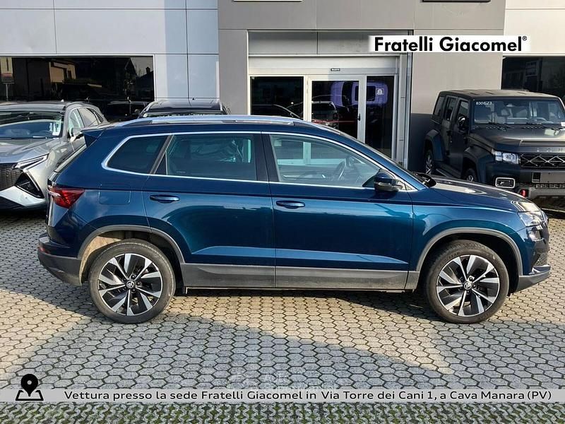 Usata Skoda Karoq Style 116 CV (85 kW) 2023 Blu lava metallizzato SUV