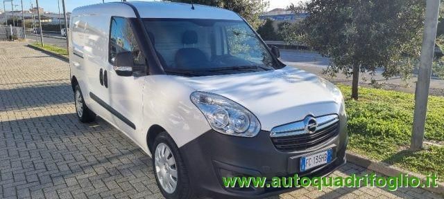 Usata Opel Combo S 105 CV (77 kW) 2015 Bianco Monovolume